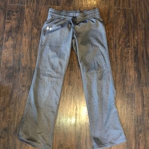 Dark grey UA semi fitted pants